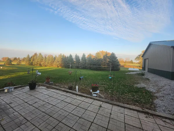 $749,900 | 22302 Church Road, Dover, WI 53139