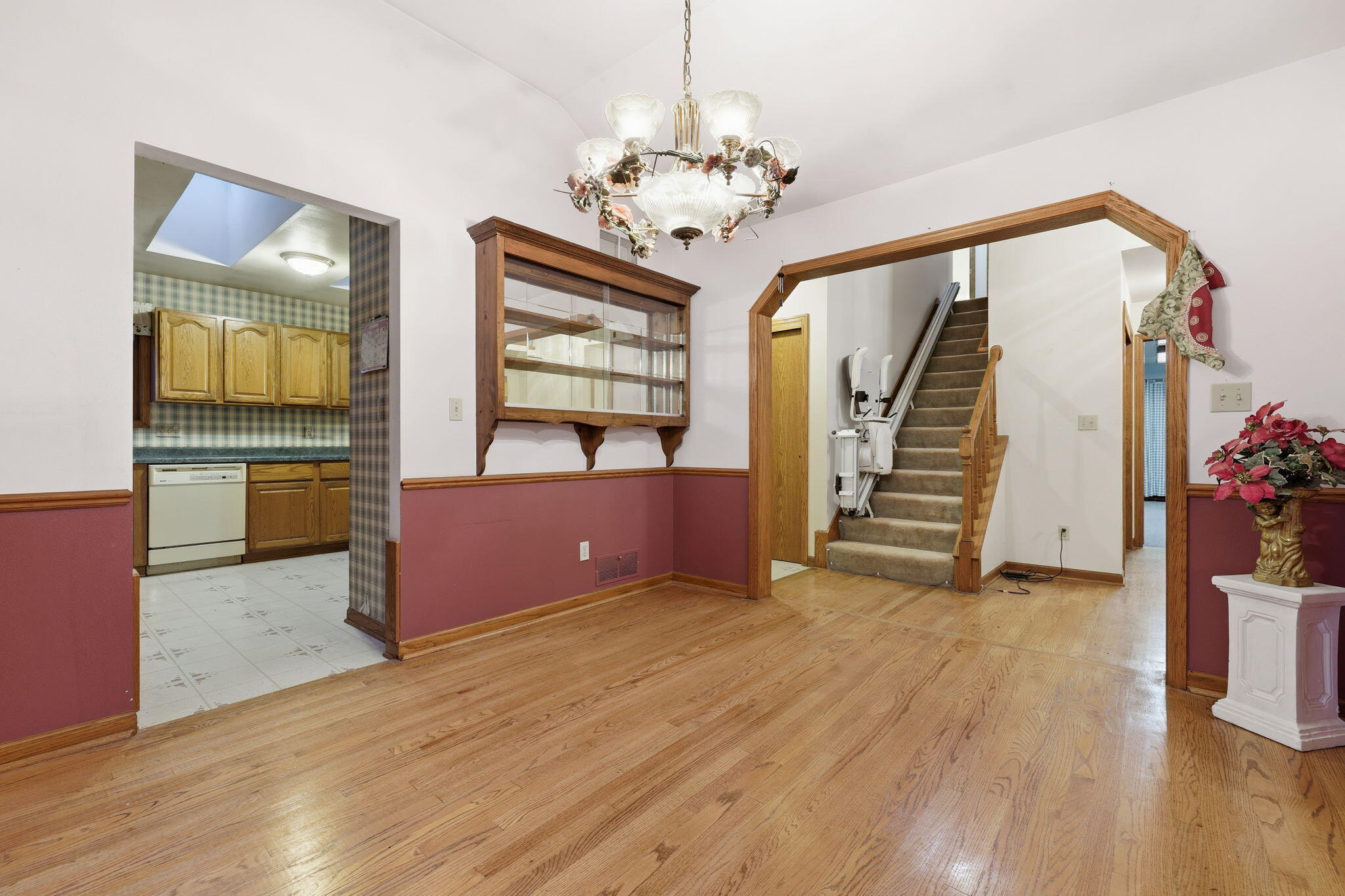 22302 Church Road Dover, WI 53139 - Photo 7 of 37 4-web-or-mls-R5__8624 Jacek Cwik