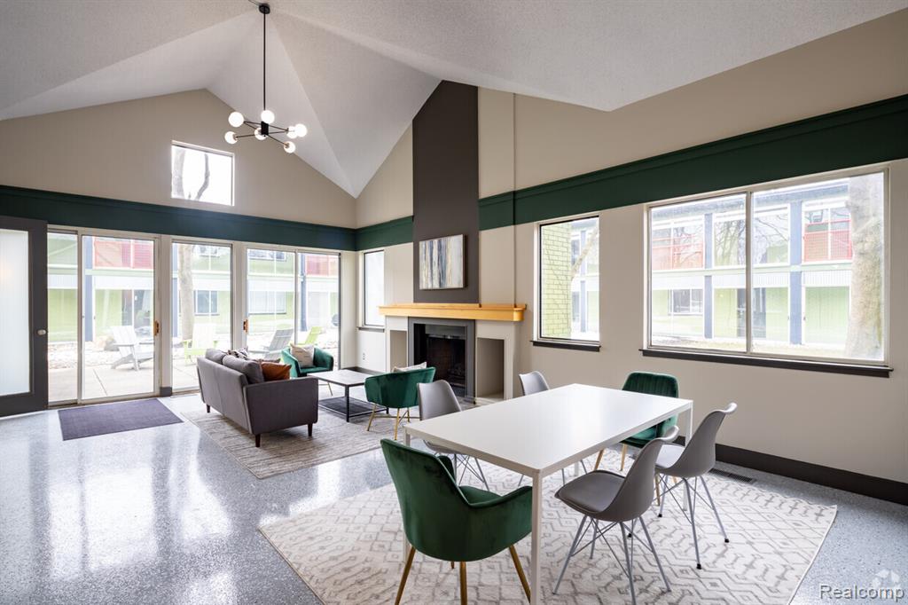 1050 North Adams Road, Unit 201 Birmingham, MI 48009 - Photo 11 of 15