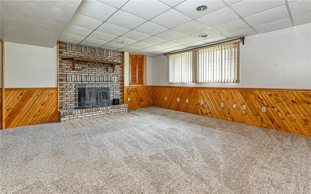 175 Dance Hall Road Apollo, PA 15613 - Photo 25 of 37 an empty room with windows