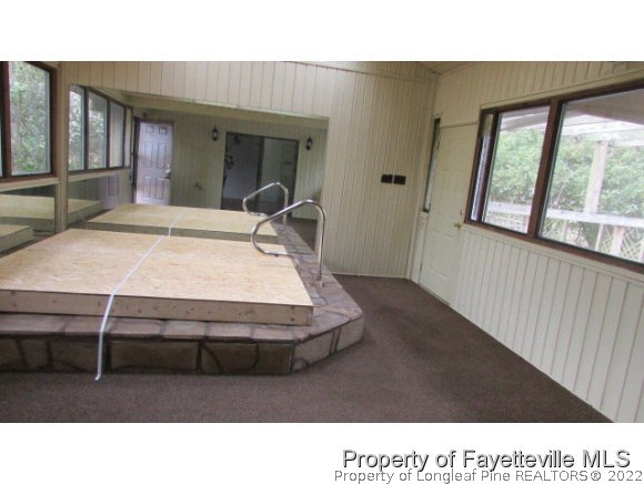 710 King Street Rockingham, NC 28379 - Photo 2 of 7 a room with furniture and window