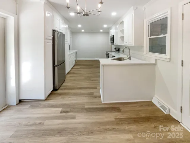 $385,000 | 711 Forest Road, Rock Hill, SC 29730