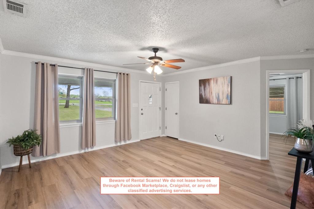 1829 Houston Road Burleson, TX 76028 - Photo 5 of 24