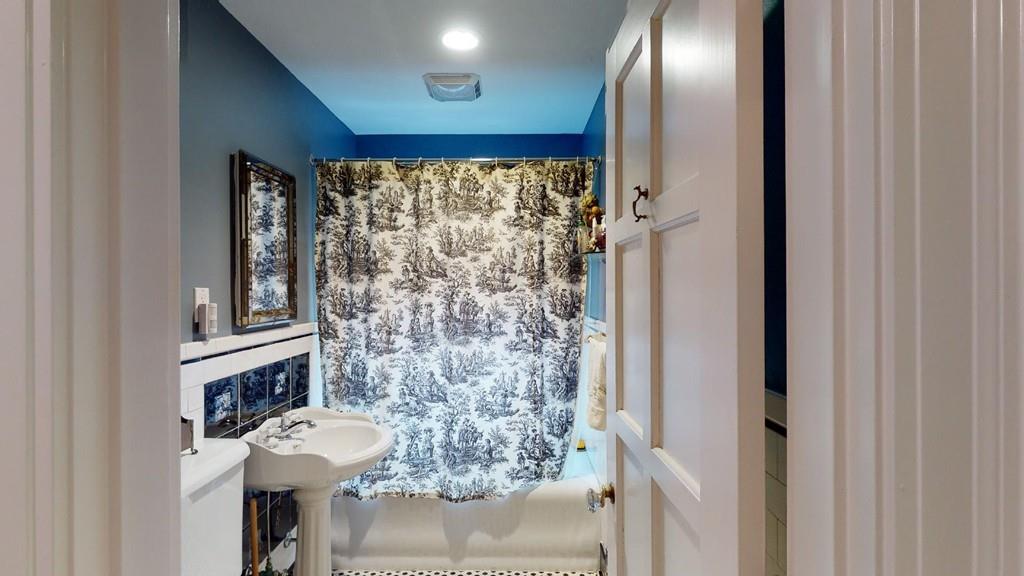 15 Gaskill Road Worcester, MA 01602 - Photo 26 of 37 Gallery Image 26