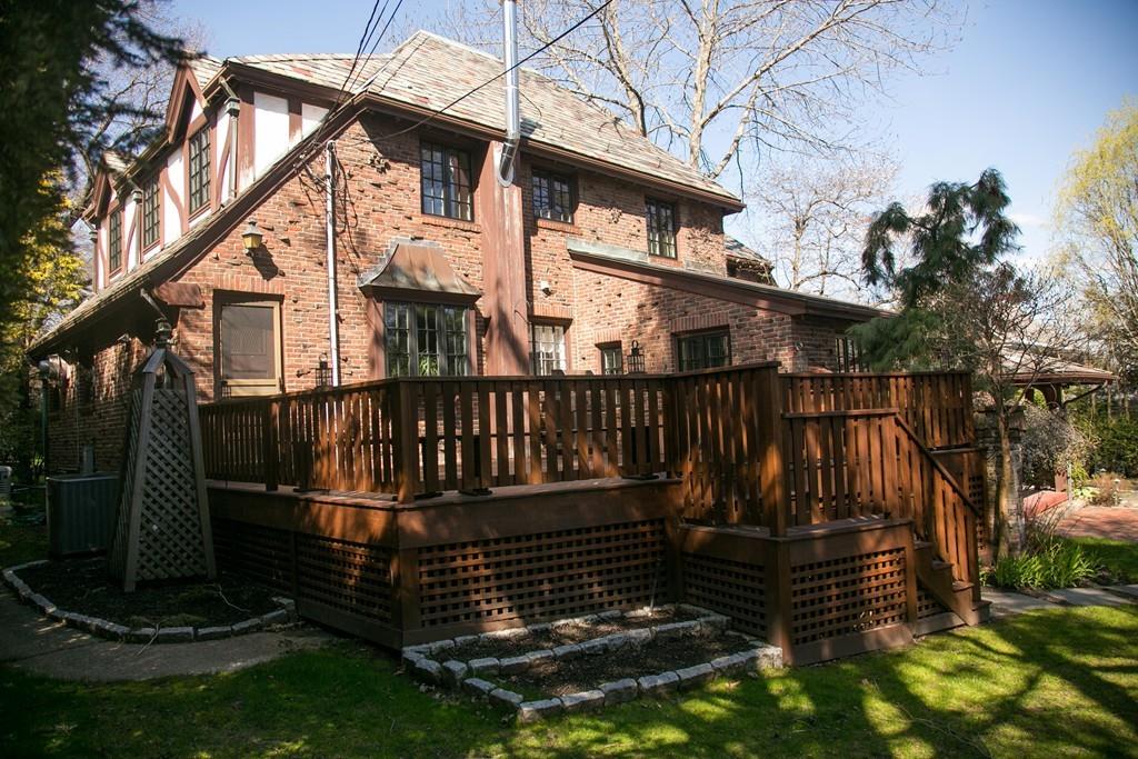 15 Gaskill Road Worcester, MA 01602 - Photo 4 of 37 Gallery Image 4