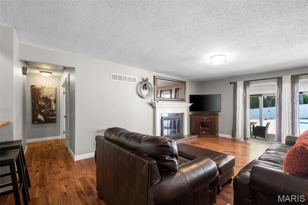 116 Lea Meadows Drive Ballwin, MO 63011 - Photo 12 of 56