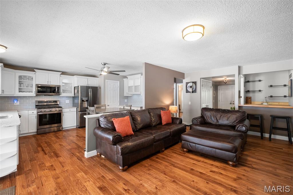 116 Lea Meadows Drive Ballwin, MO 63011 - Photo 14 of 56
