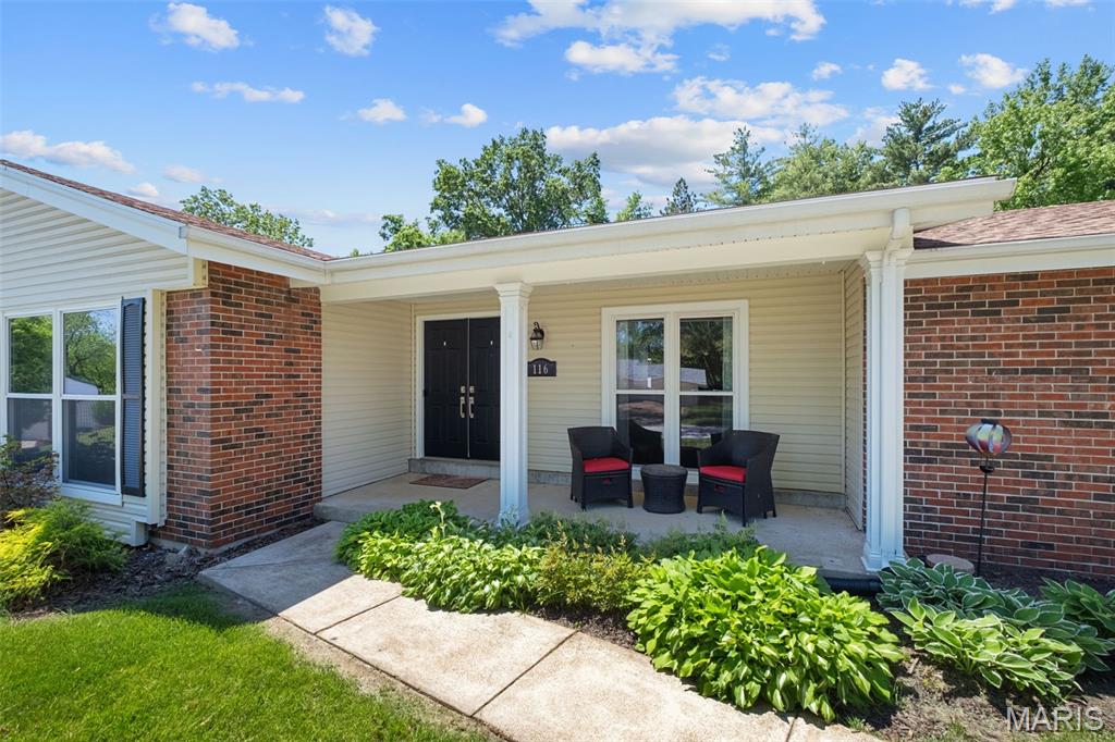 116 Lea Meadows Drive Ballwin, MO 63011 - Photo 4 of 56