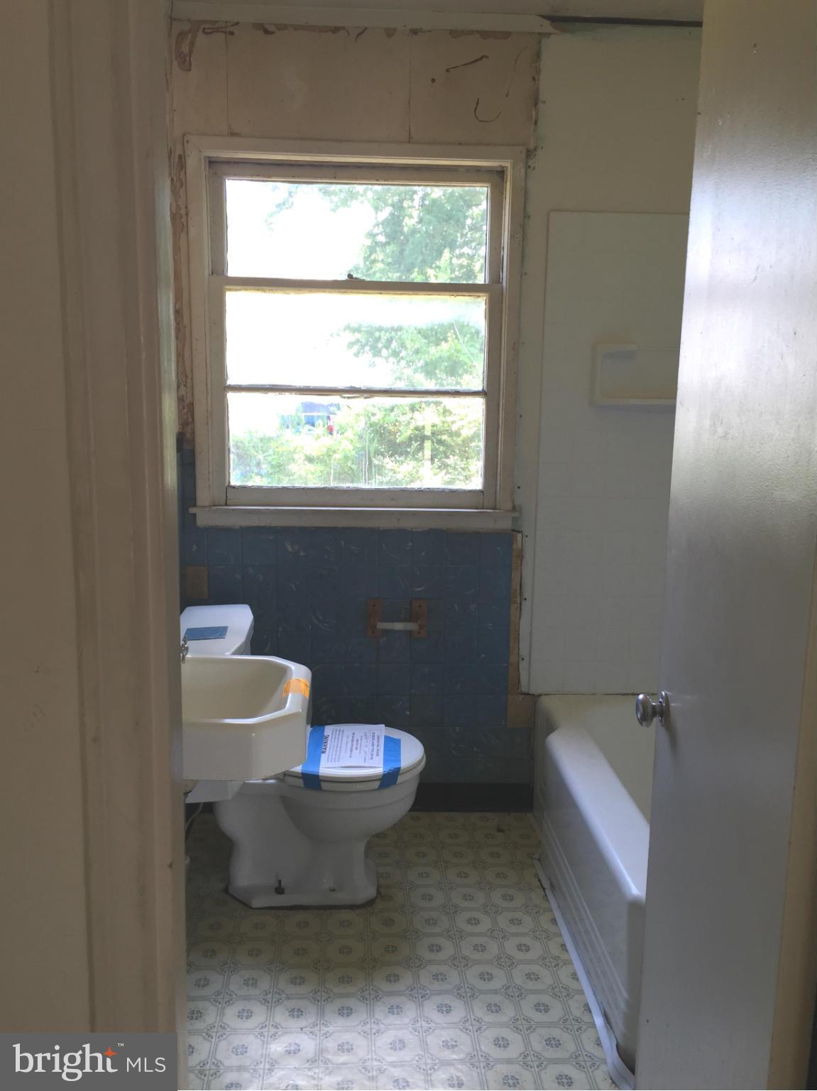 21756 Princeton Road Lexington Park, MD 20653 - Photo 4 of 10 Bath