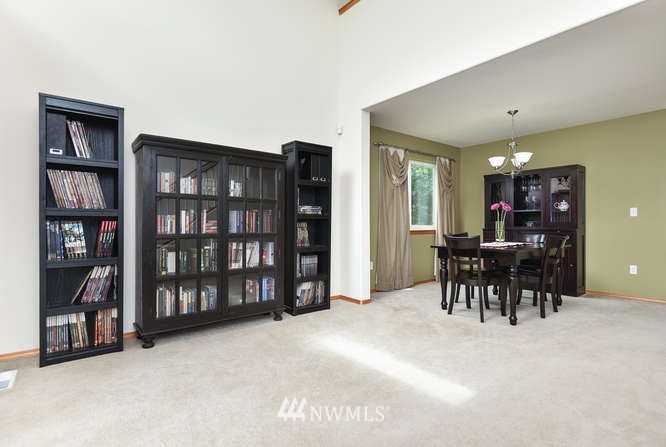 18719 10th Avenue Southeast Bothell, WA 98012 - Photo 3 of 23