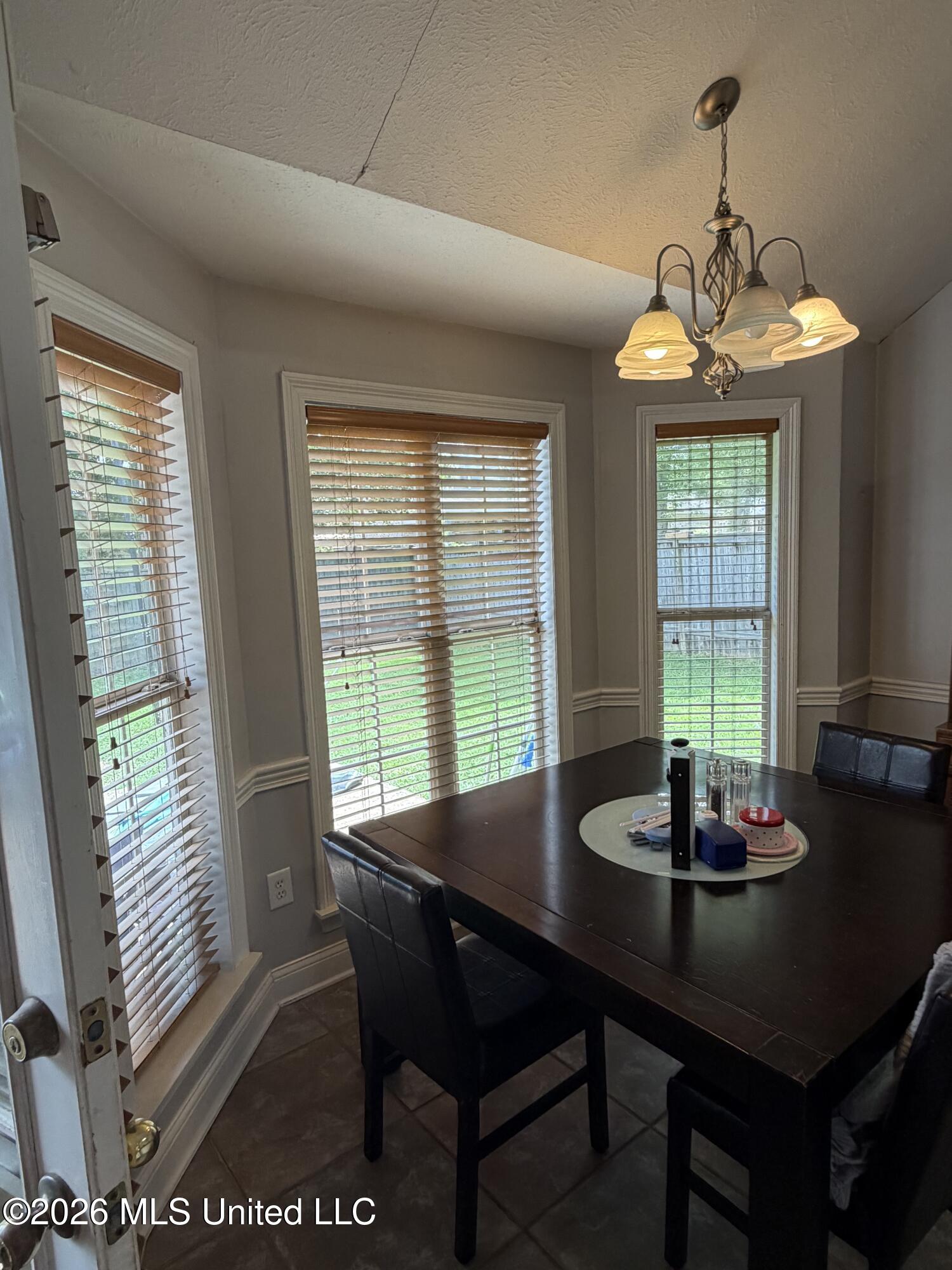 229 Camelot Way Brandon, MS 39047 - Photo 8 of 25 breakfast nook