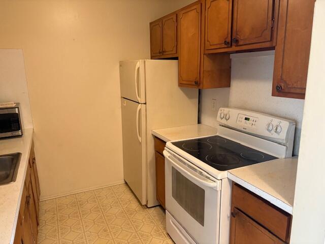 25301 Five Mile Road, Unit 101 Redford, MI 48239 - Photo 5 of 8 IMG_5161