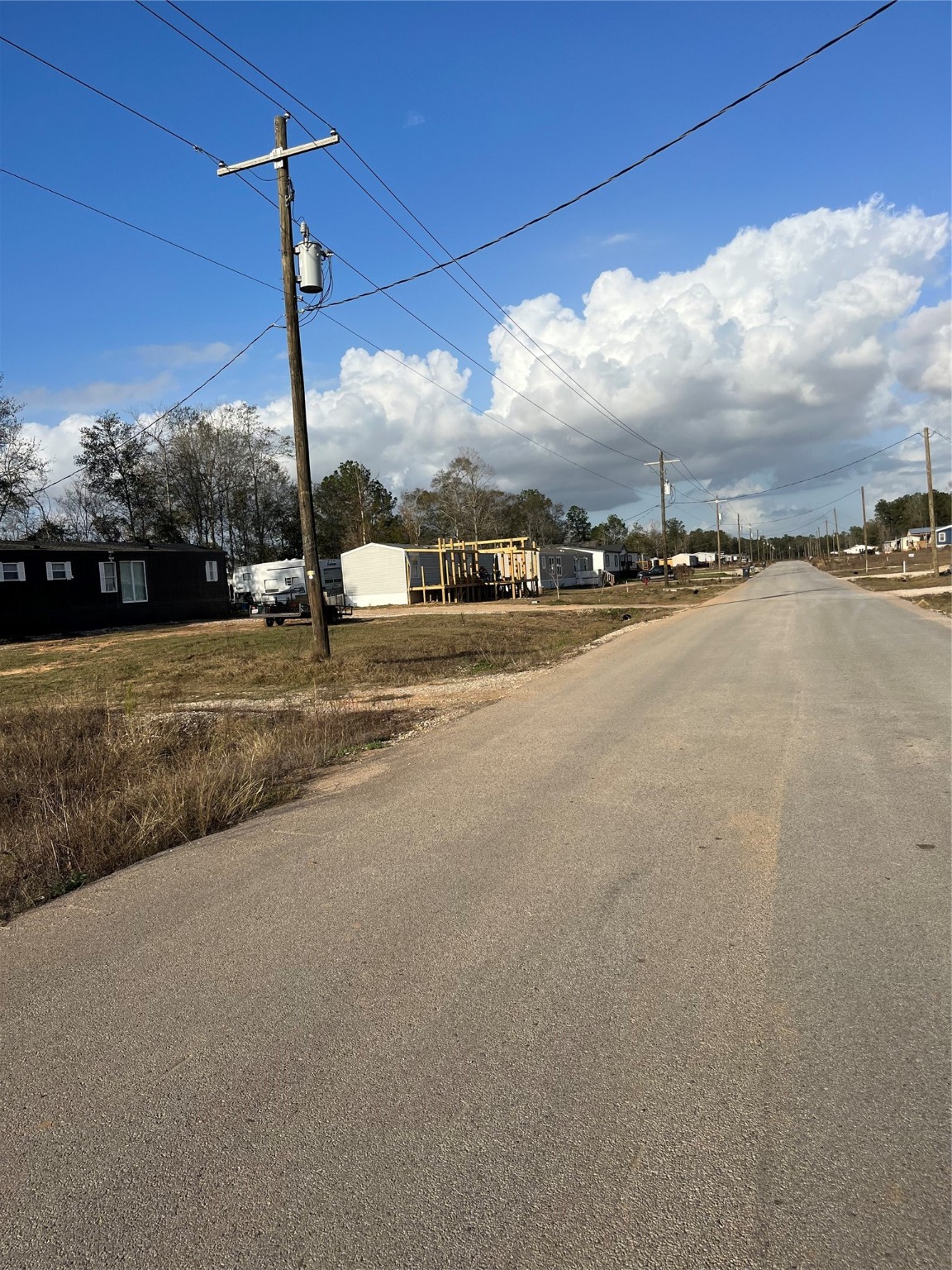 255 County Road 373 Splendora, TX 77372 - Photo 11 of 17