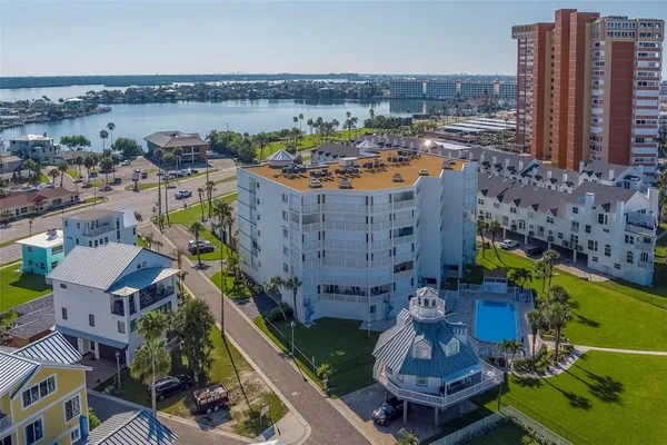 $8,500 | 17980 Gulf Boulevard, Unit 402, Redington Shores, FL 33708
