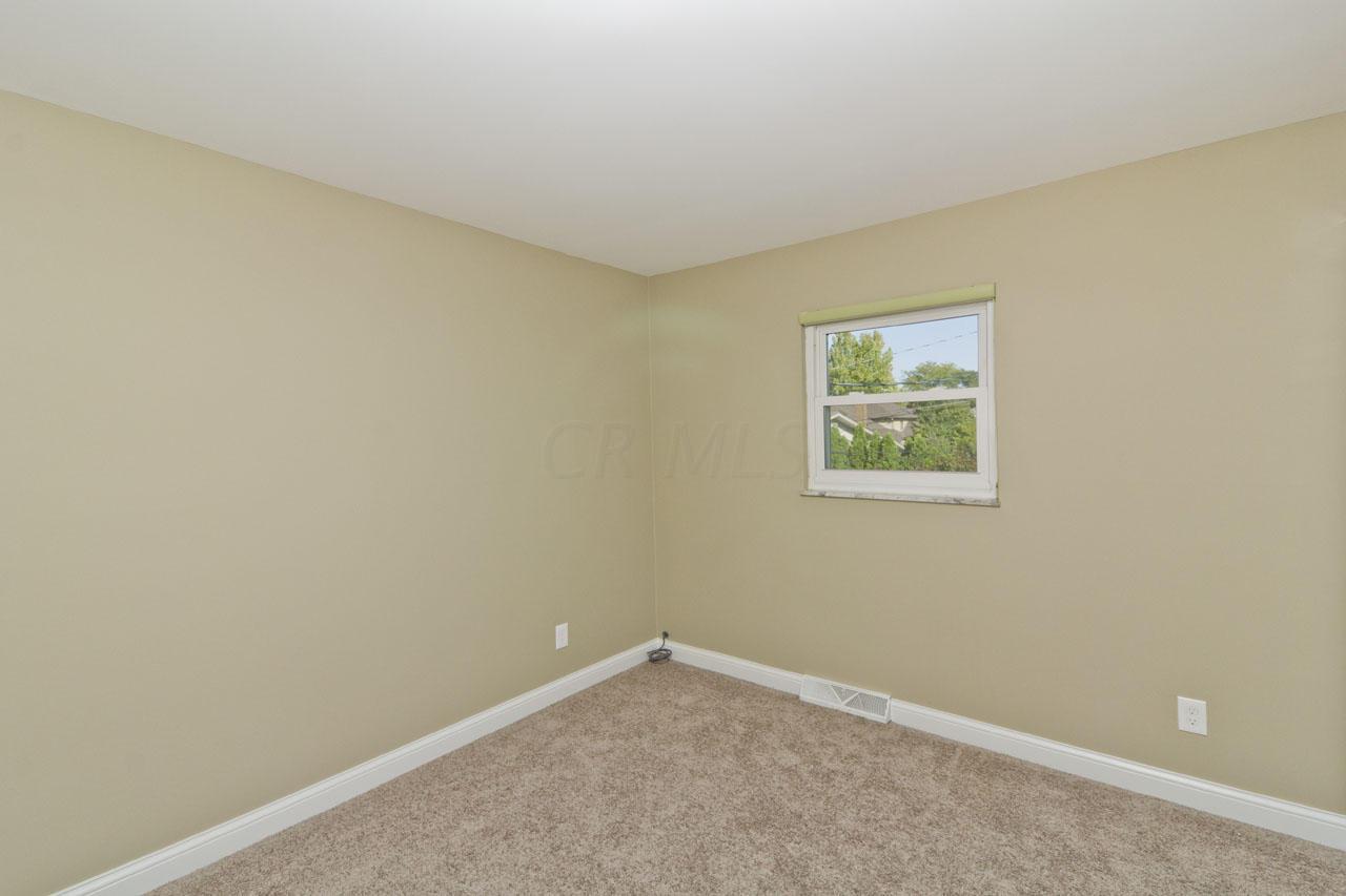 1670 Ardwick Road Columbus, OH 43220 - Photo 23 of 38 Gallery Image 23