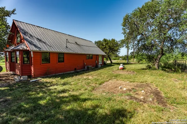 $385,000 | 11234 Hwy 187 North, Utopia, TX 78884