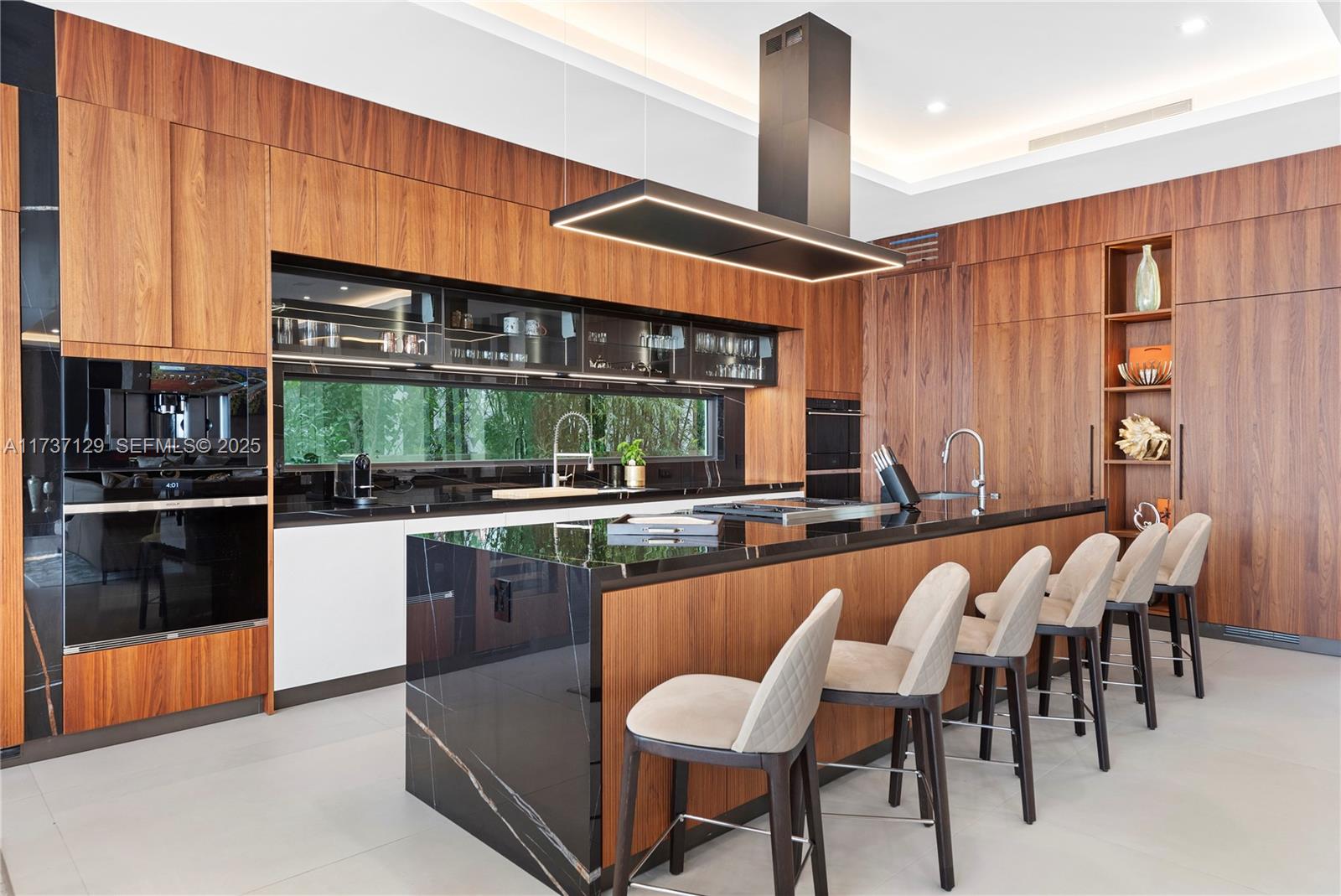 1785 Cleveland Road Miami Beach, FL 33141 - Photo 19 of 67