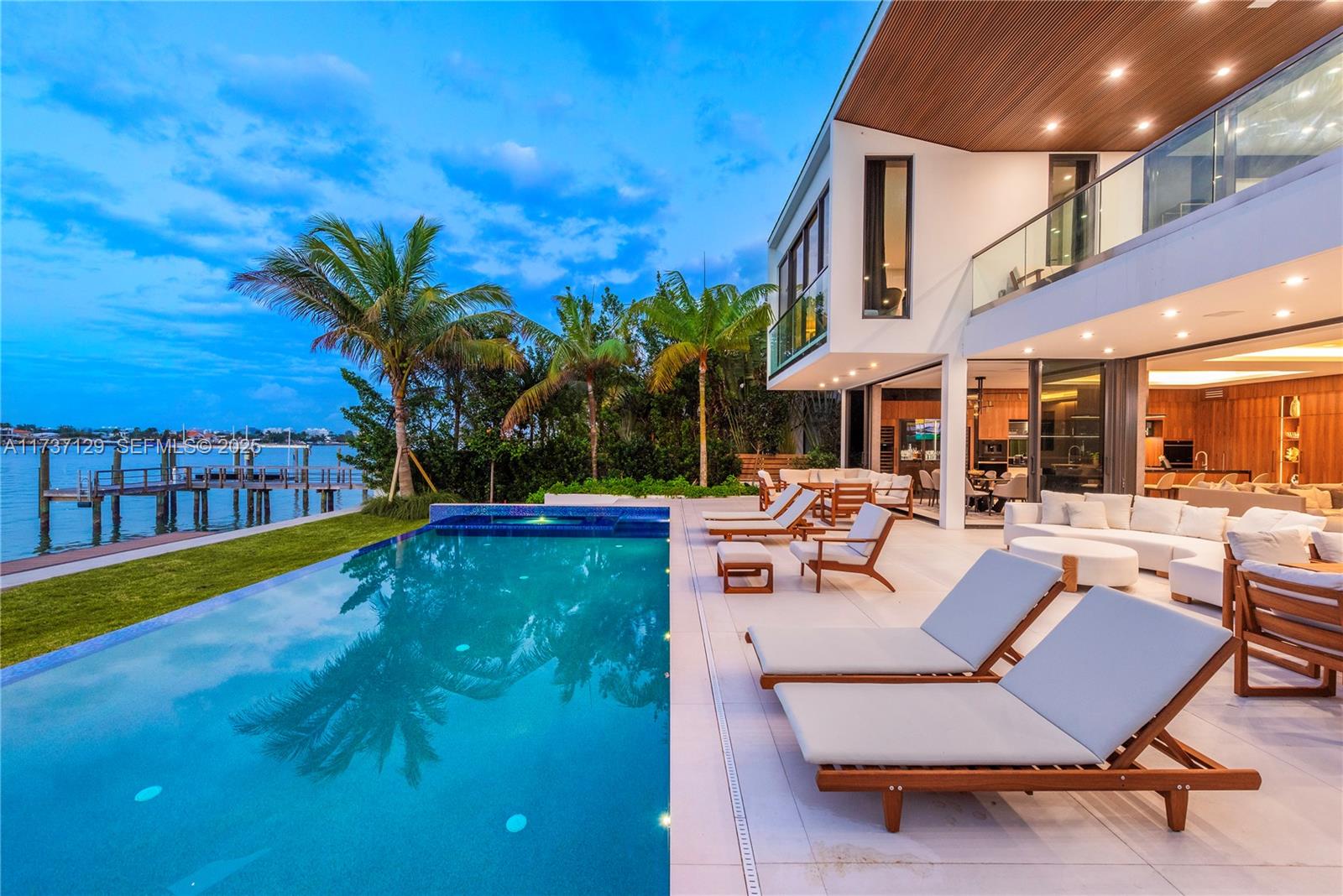 1785 Cleveland Road Miami Beach, FL 33141 - Photo 50 of 67