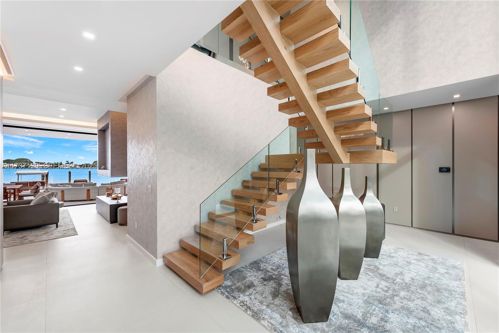 1785 Cleveland Road Miami Beach, FL 33141 - Photo 6 of 67 a view of entryway and hall