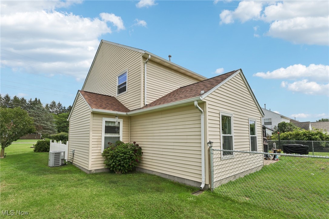 3134 Bates Road Madison, OH 44057 - Photo 8 of 49