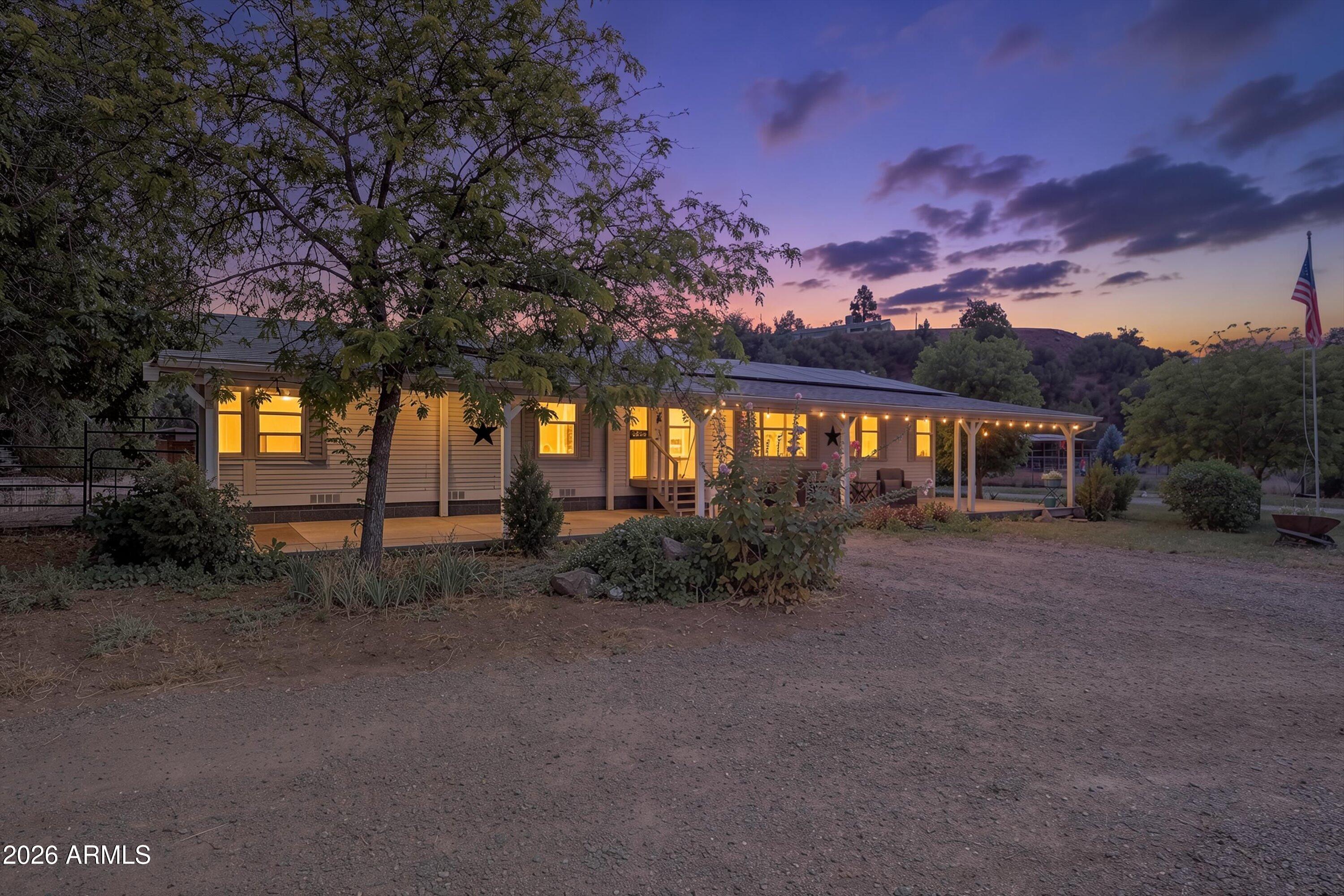 191 Cornerstone Way Payson, AZ 85541 - Photo 38 of 48 37-Front Twilight