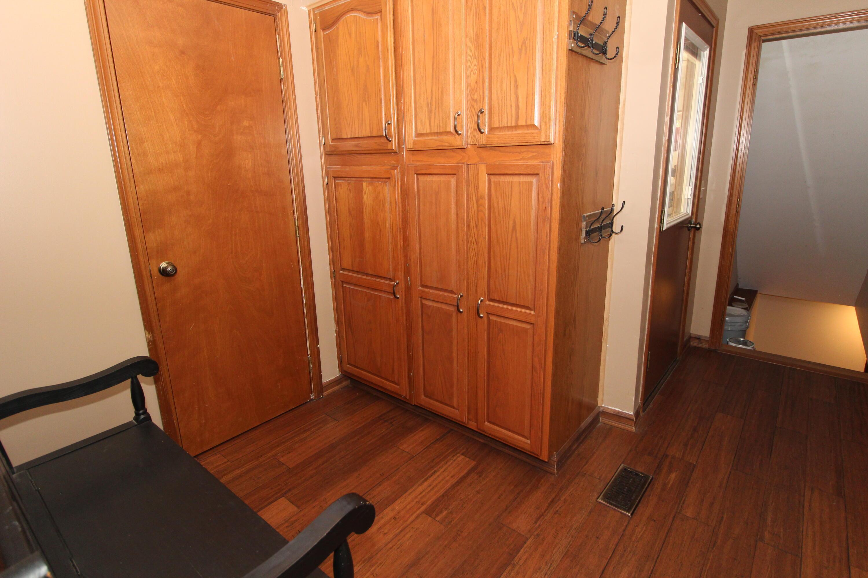 13820 Center Village Road Galena, OH 43021 - Photo 43 of 60 Back Hallway
