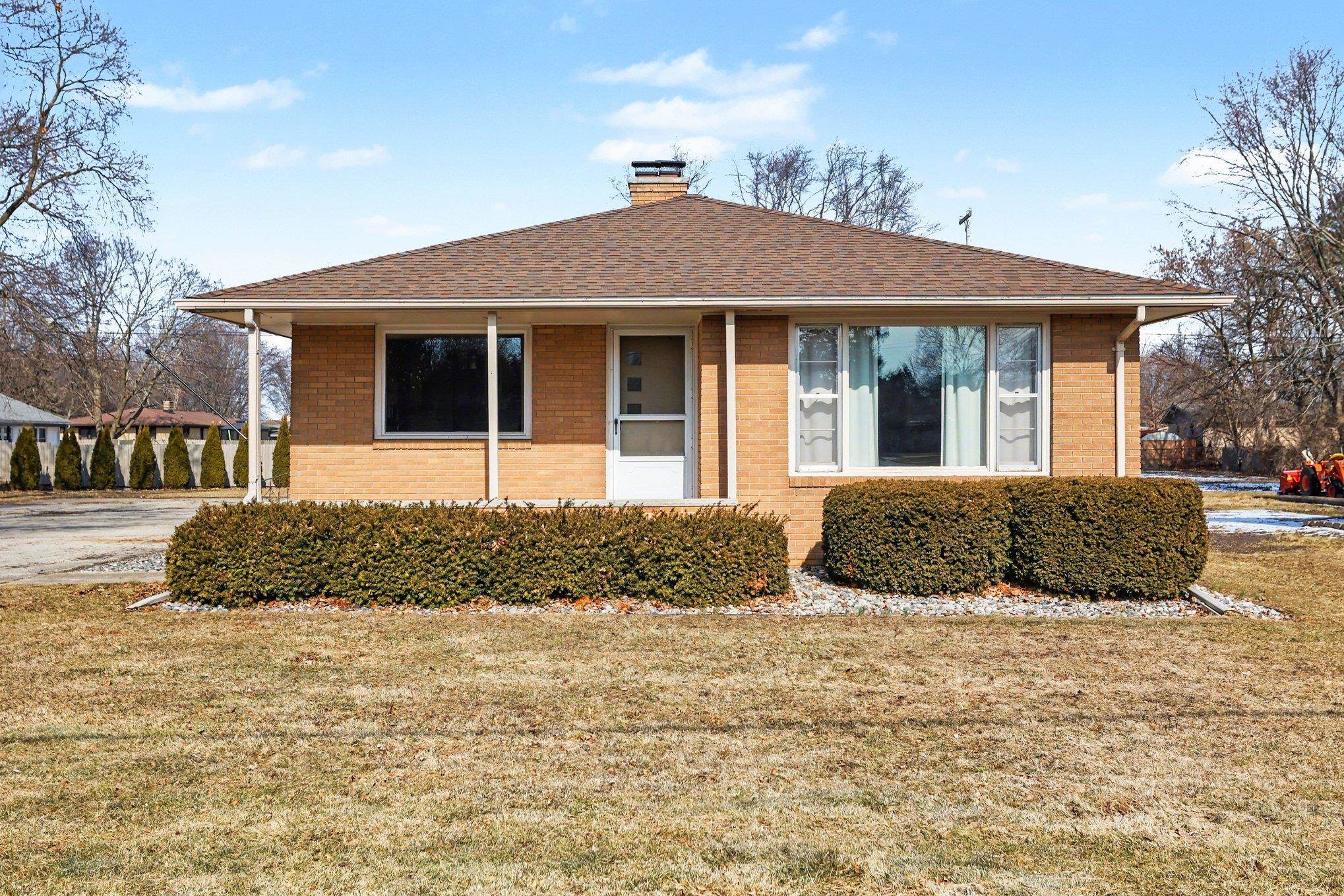 2709 Midland Road Bay City, MI 48706 - Photo 1 of 30 Gallery Image 1