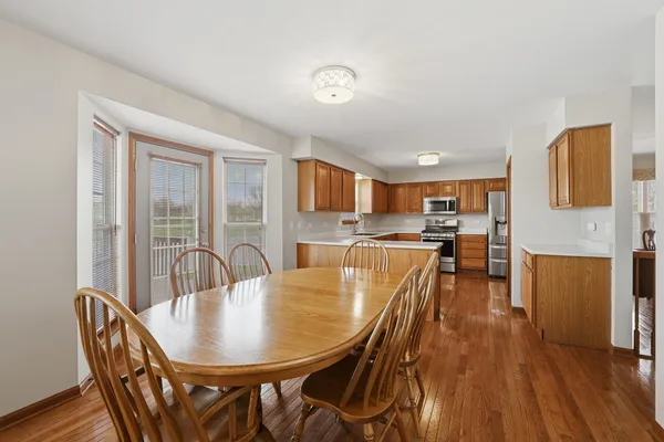 $549,999 | 2300 Wesmere Lakes Drive, Plainfield, IL 60586