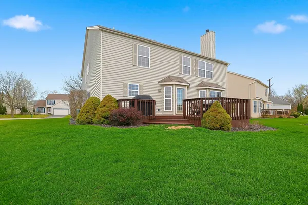 $549,999 | 2300 Wesmere Lakes Drive, Plainfield, IL 60586