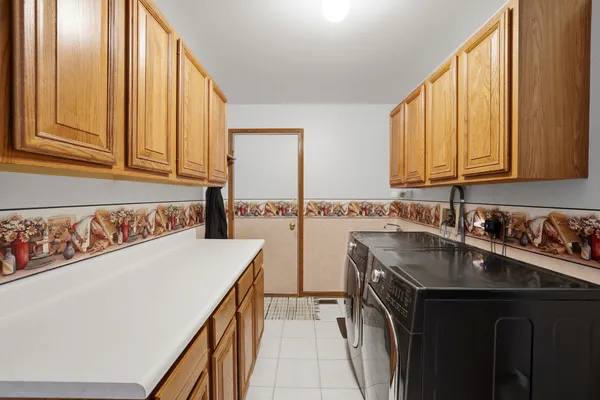 $549,999 | 2300 Wesmere Lakes Drive, Plainfield, IL 60586