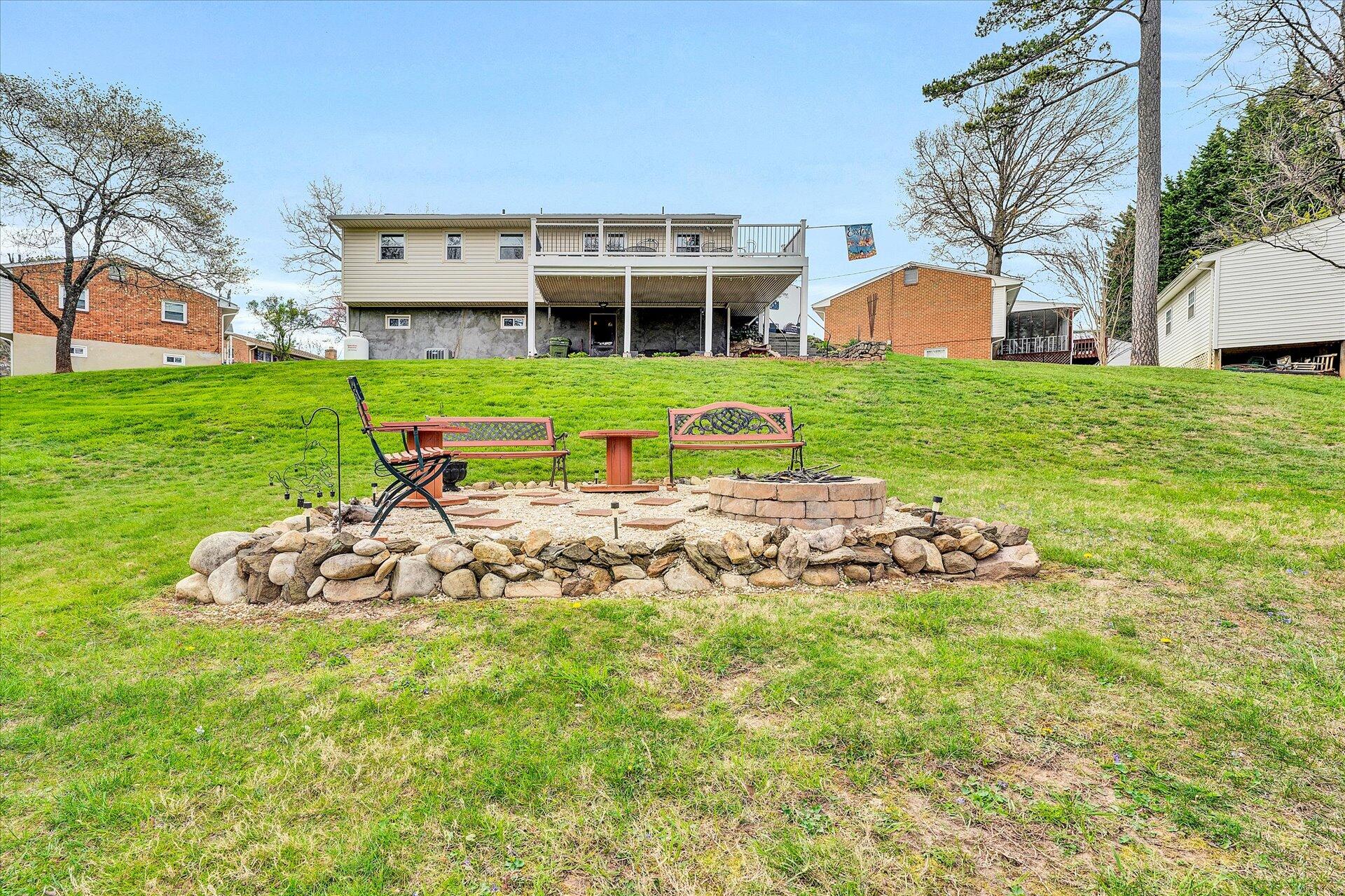 111 Deep Dell Road Salem, VA 24153 - Photo 36 of 39 a view of a house with backyard and sitting area