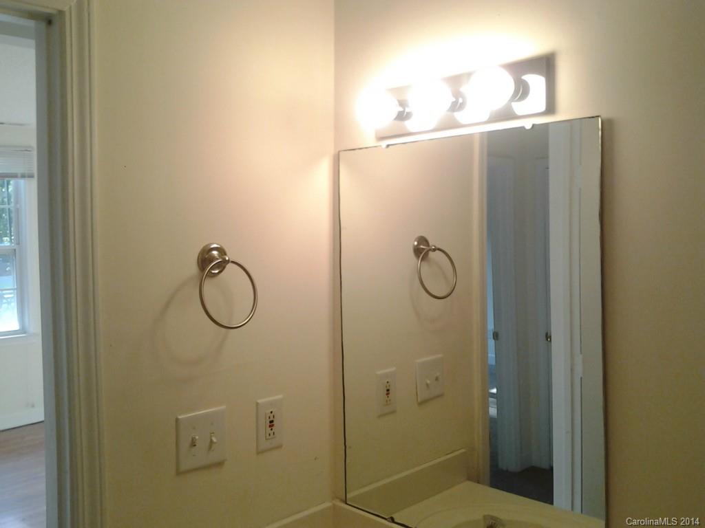 3113 James Road Charlotte, NC 28215 - Photo 11 of 13 Gallery Image 11