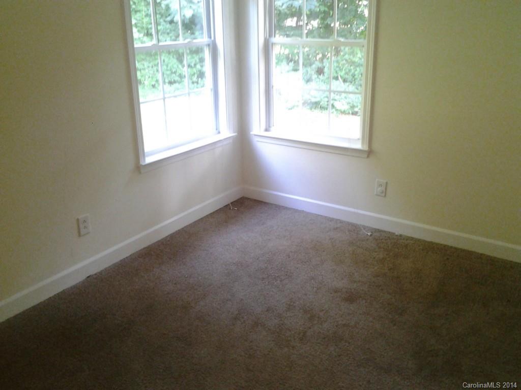 3113 James Road Charlotte, NC 28215 - Photo 8 of 13 Gallery Image 8
