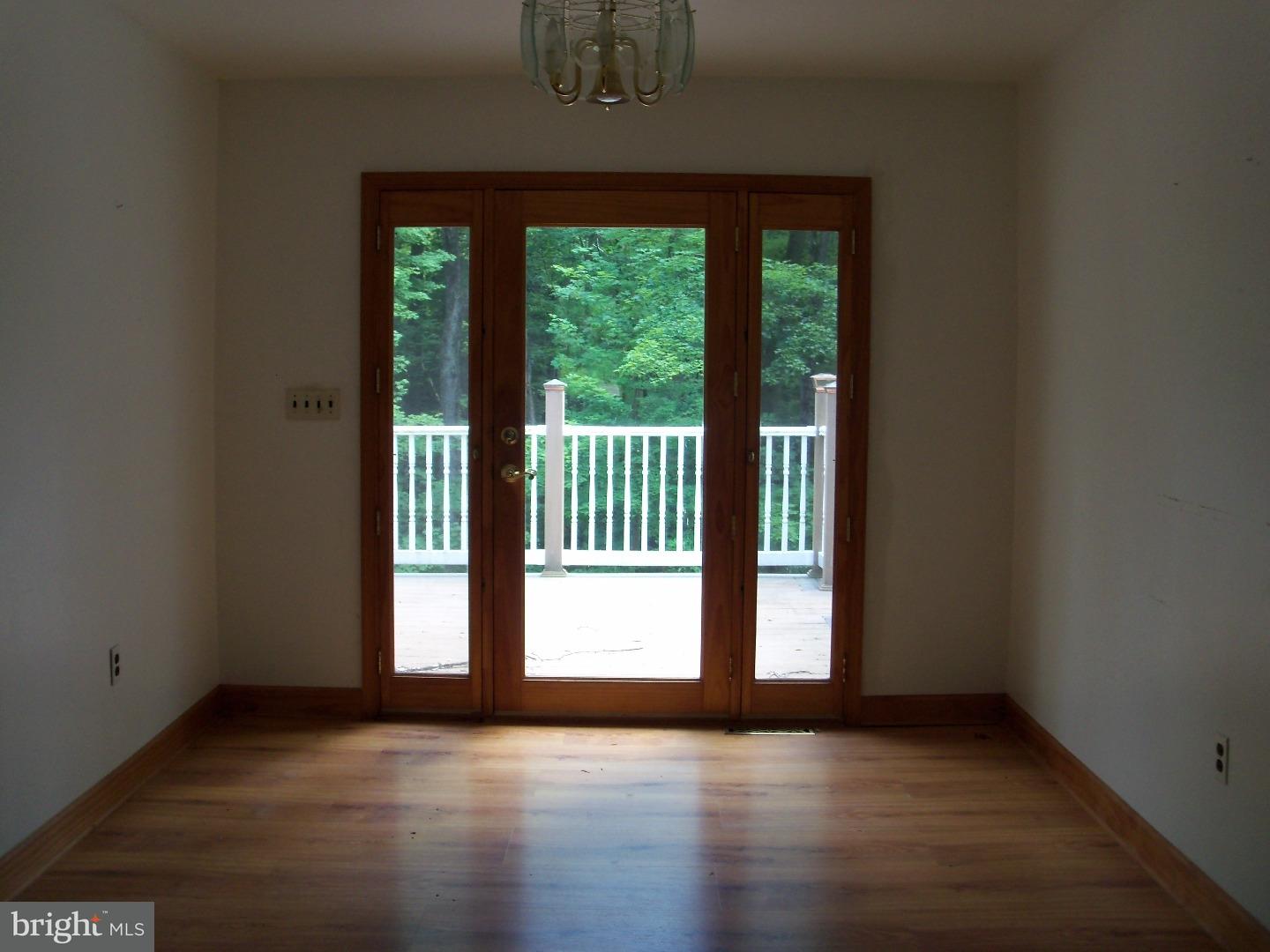 2372 Schaffer Road Pottstown, PA 19464 - Photo 5 of 17 Dining Room