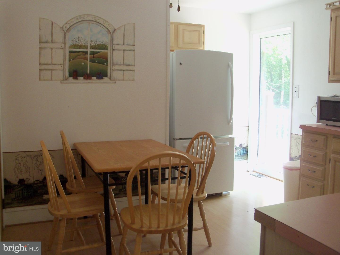 2372 Schaffer Road Pottstown, PA 19464 - Photo 8 of 17 Kitchen
