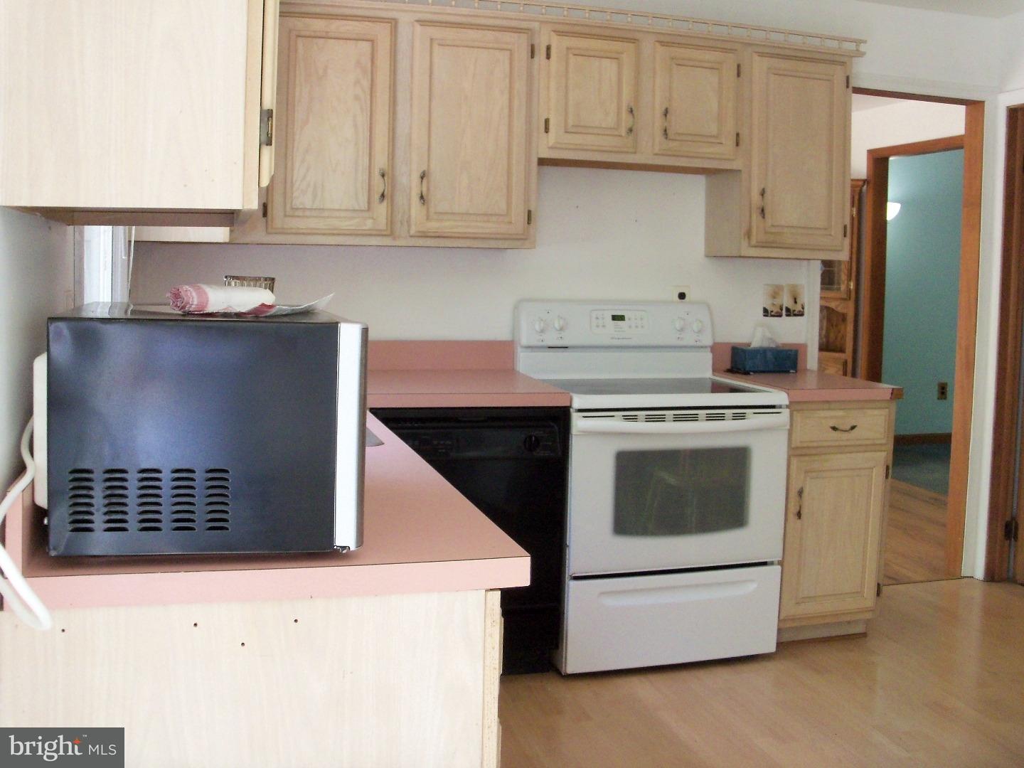 2372 Schaffer Road Pottstown, PA 19464 - Photo 9 of 17 Kitchen