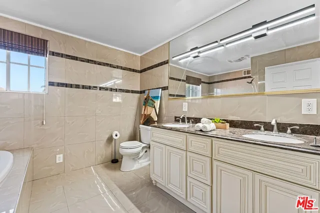 $1,525,000 | 3627 Olympiad Drive, View Park, CA 90043