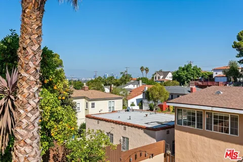 $1,525,000 | 3627 Olympiad Drive, View Park, CA 90043