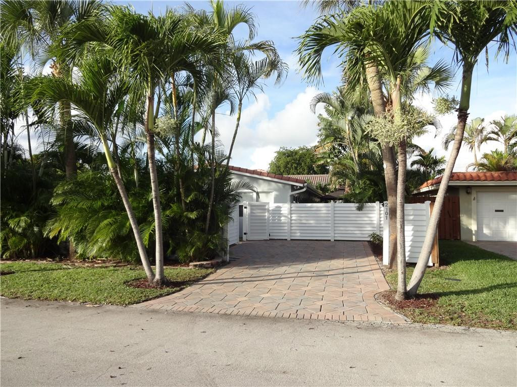 2101 Northeast 31st Street Lighthouse Point, FL 33064 - Photo 56 of 56 Photo 58