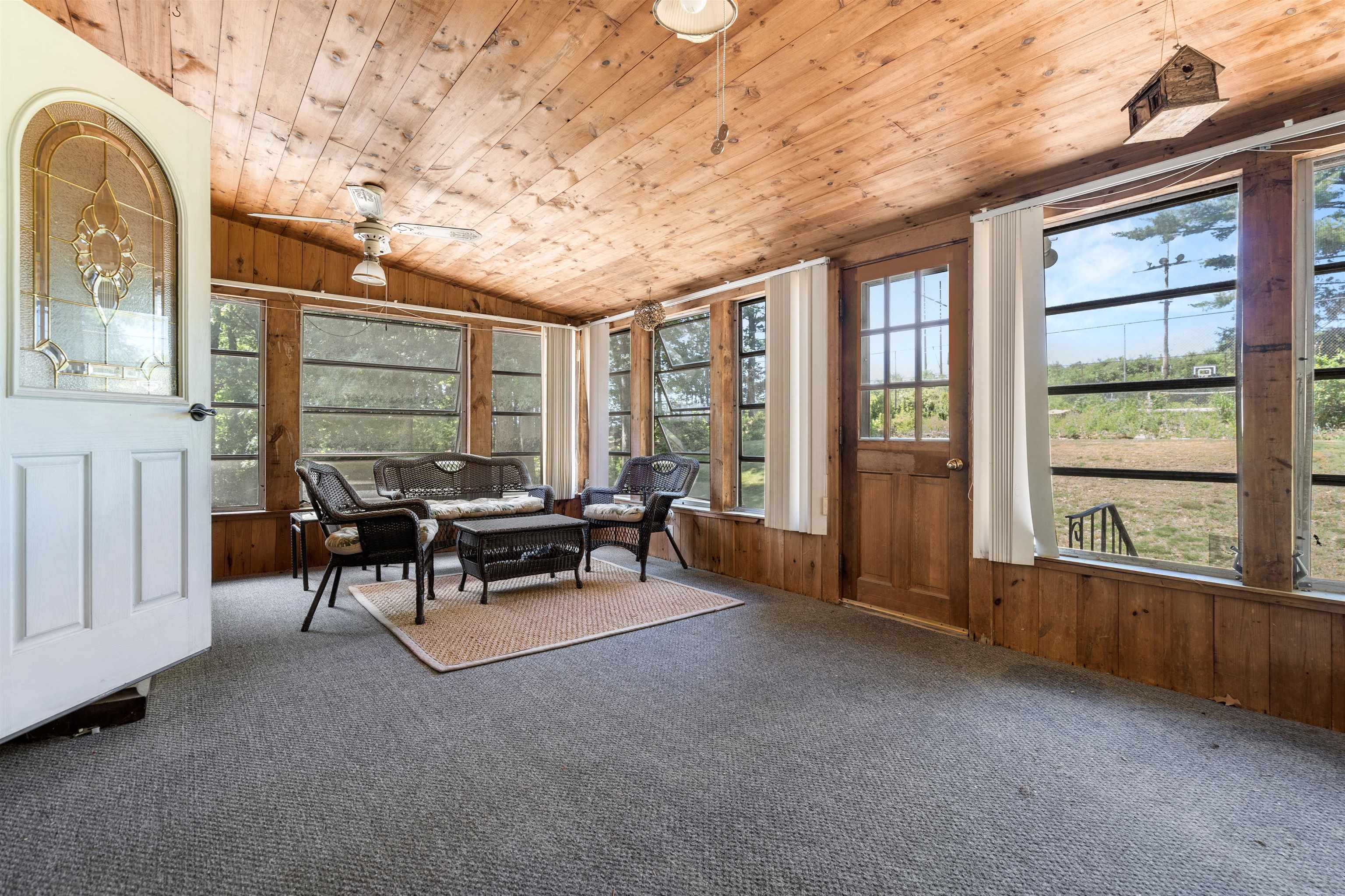 39 Bancroft Road Londonderry, NH 03053 - Photo 19 of 35