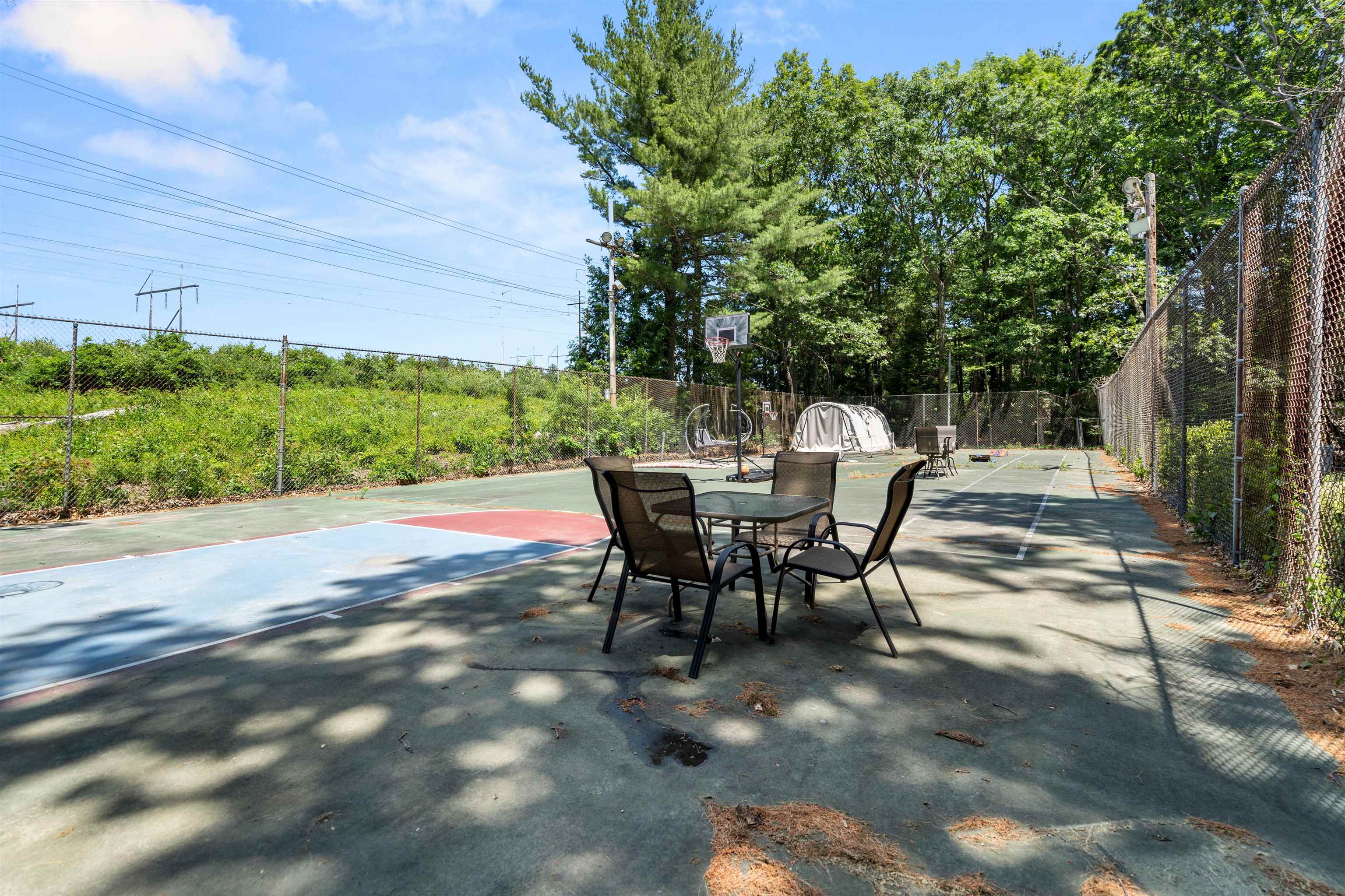 39 Bancroft Road Londonderry, NH 03053 - Photo 33 of 35