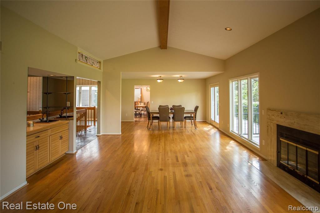 673 Augusta Drive Rochester Hills, MI 48309 - Photo 10 of 36
