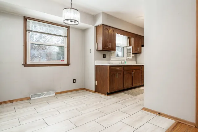 $159,900 | 3308 Wesleyan Avenue, Rockford, IL 61108