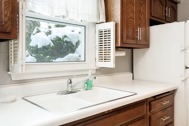 $159,900 | 3308 Wesleyan Avenue, Rockford, IL 61108