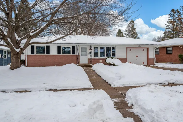 $159,900 | 3308 Wesleyan Avenue, Rockford, IL 61108