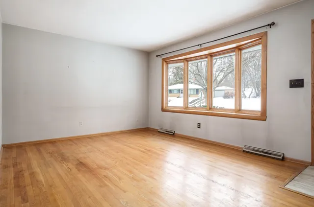 $159,900 | 3308 Wesleyan Avenue, Rockford, IL 61108