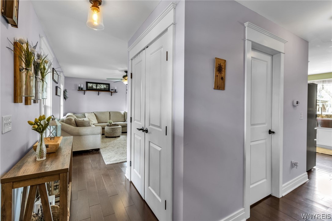 4988 Tonawanda Creek Road Pendleton, NY 14120 - Photo 4 of 50