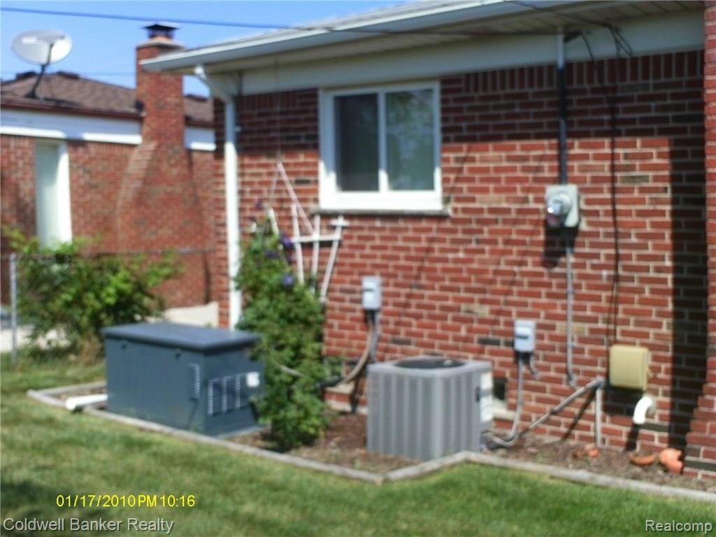 32439 Hayes Road Warren, MI 48088 - Photo 22 of 25 Gallery Image 22