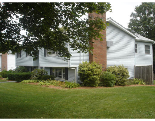 156 Albemarle Road Norwood, MA 02062 - Photo 4 of 21 Gallery Image 4