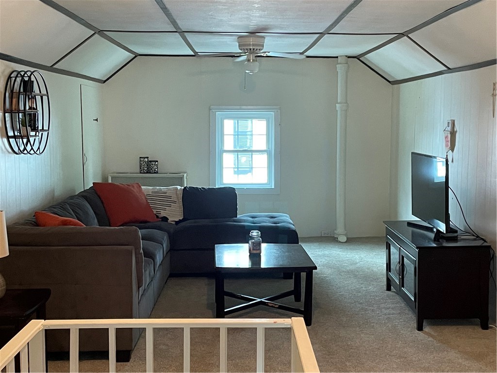 153 Woodhaven Road Pawtucket, RI 02861 - Photo 19 of 25 Gallery Image 19